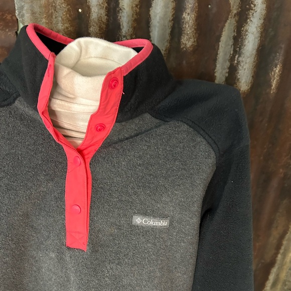 Columbia Fleece Snap Pullover- Gray & Black-Size Large - Picture 4 of 8